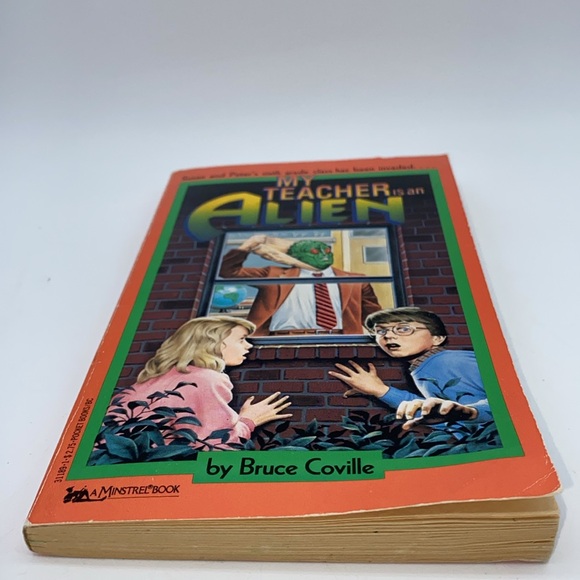 My Teacher is an Alien by Bruce Coville Young Readers Children’s Vintage 1989 - Picture 8 of 9